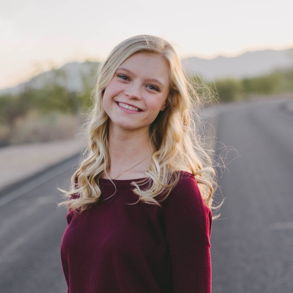 Meet your Posher, Amanda - Picture 1 of 1